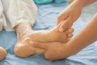 What are the Benefits of Foot Massages?